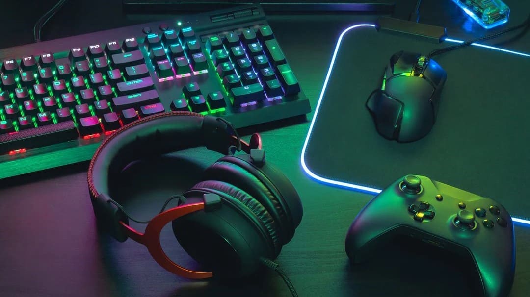 Imagen de periféricos gaming sin logo